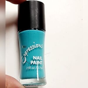 NWT EXPRESSIONS NAIL TEAL BLUE! MIX ANY 2 FOR $10!